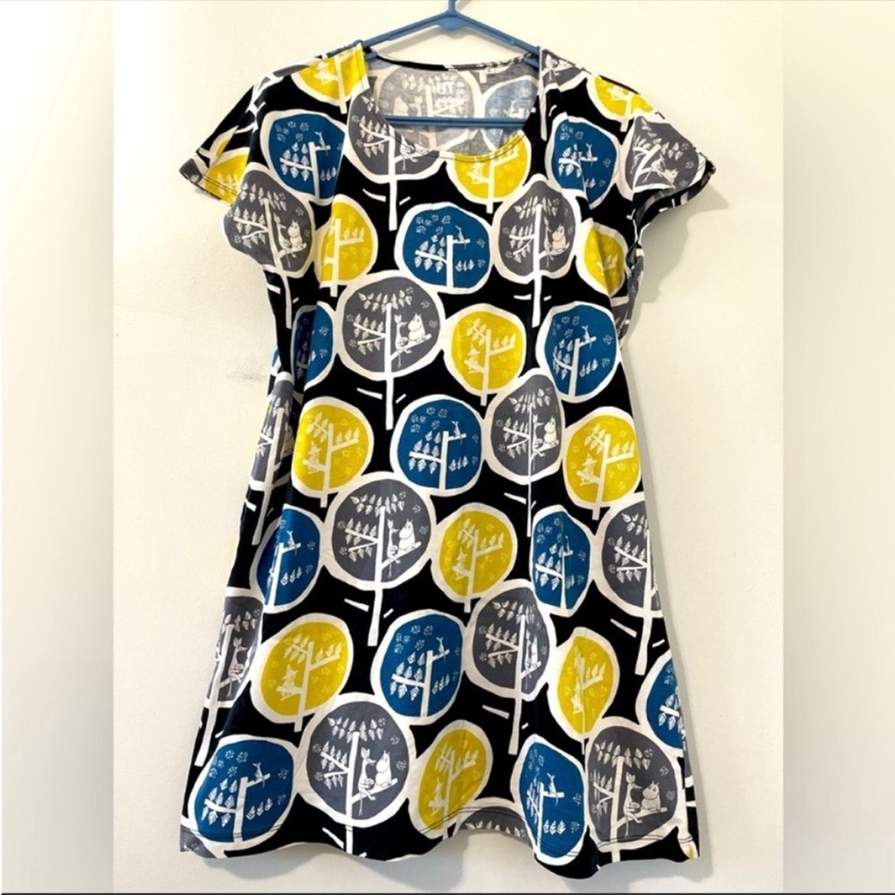Uniqlo Short Sleeve Swing Tunic - Black, Blue, Yellow, Gray, White